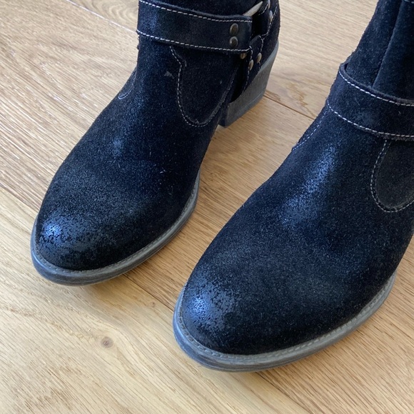 ROAN Suede Bootie Sz 7.5 US - Picture 3 of 9